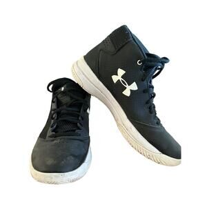Under Armour Athletic Shoes, Black, Size 8